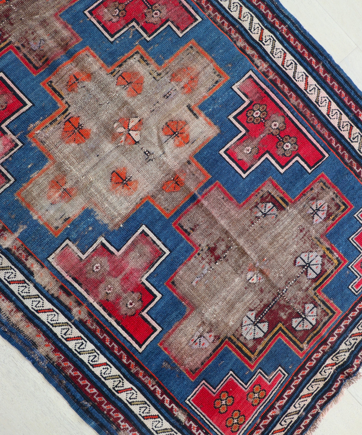 Dean 3’7” x 5’6”