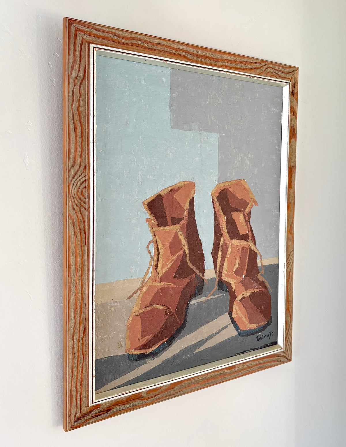 Work boots 18” x 22”