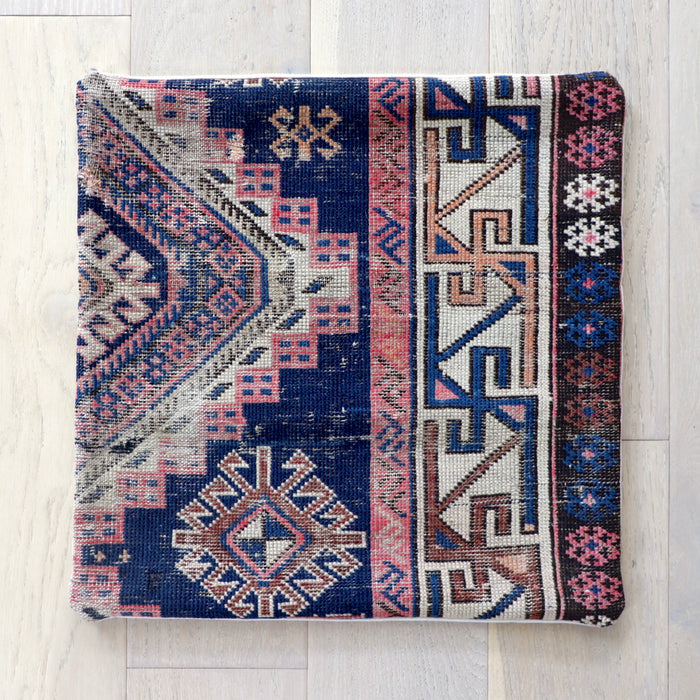 Kazak pillow no. 201