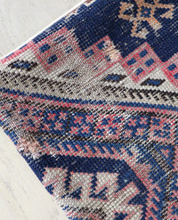 Kazak pillow no. 201