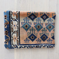 Malayer pillow no. 102