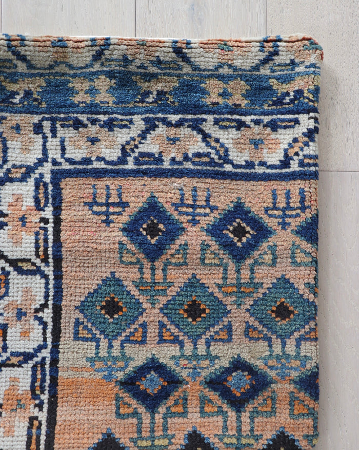Malayer pillow no. 205