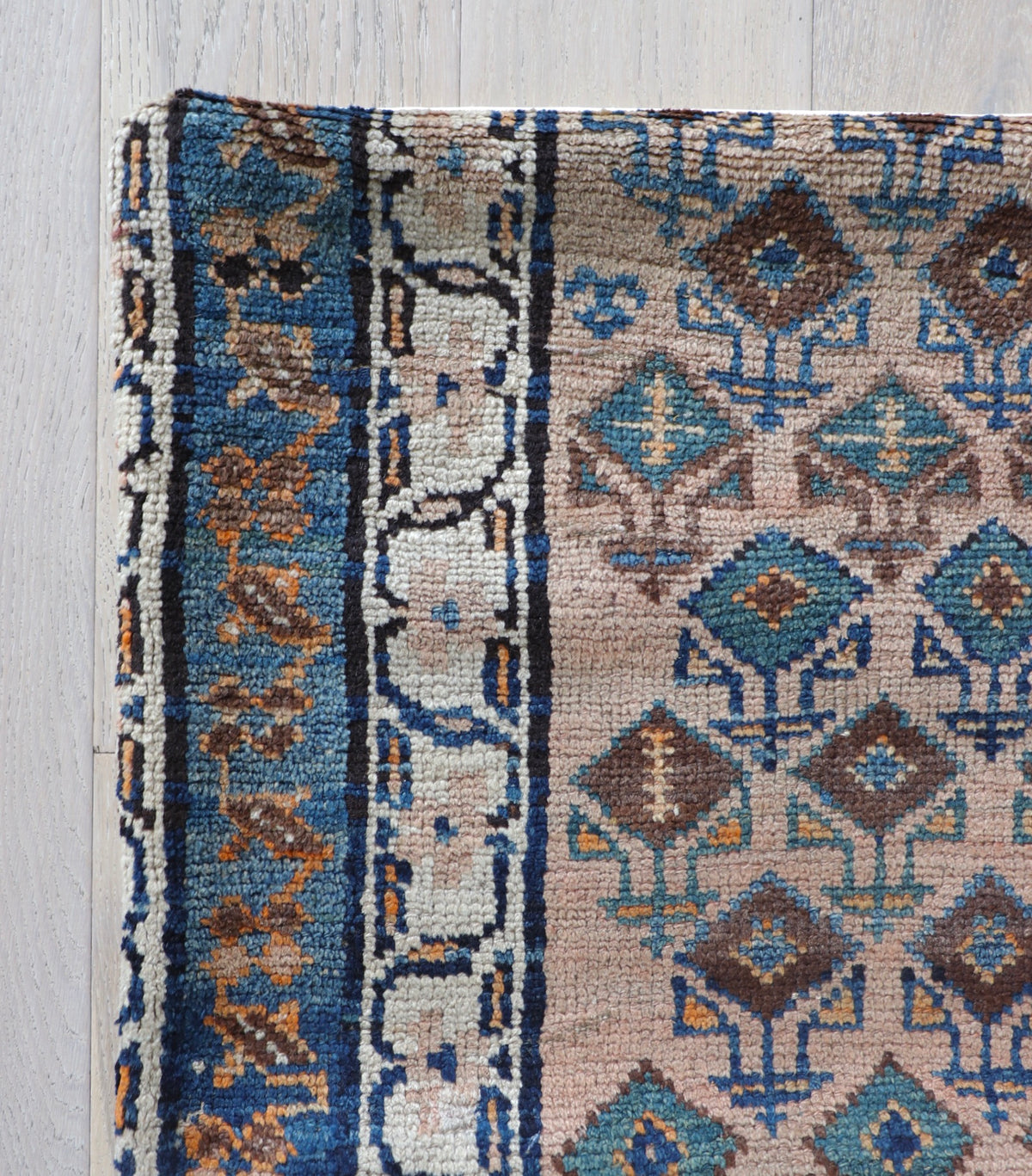 Malayer pillow no. 210