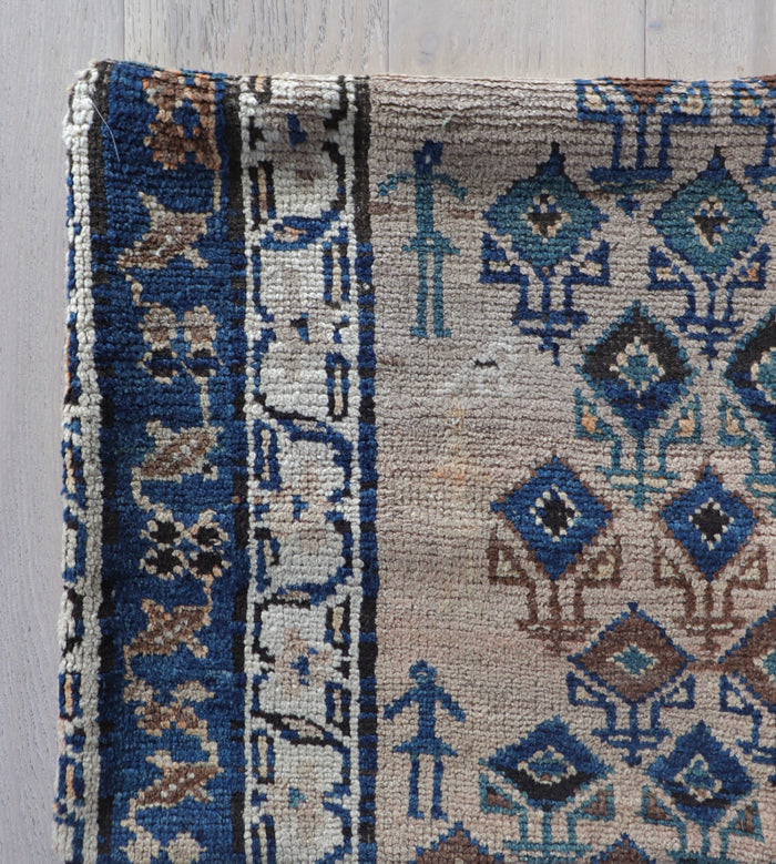 Malayer pillow no. 211