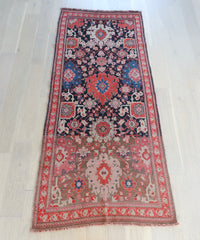 Rosa 3'7" x 8'6"