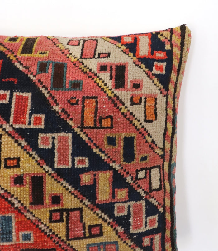 Caucasian pillow no. 210