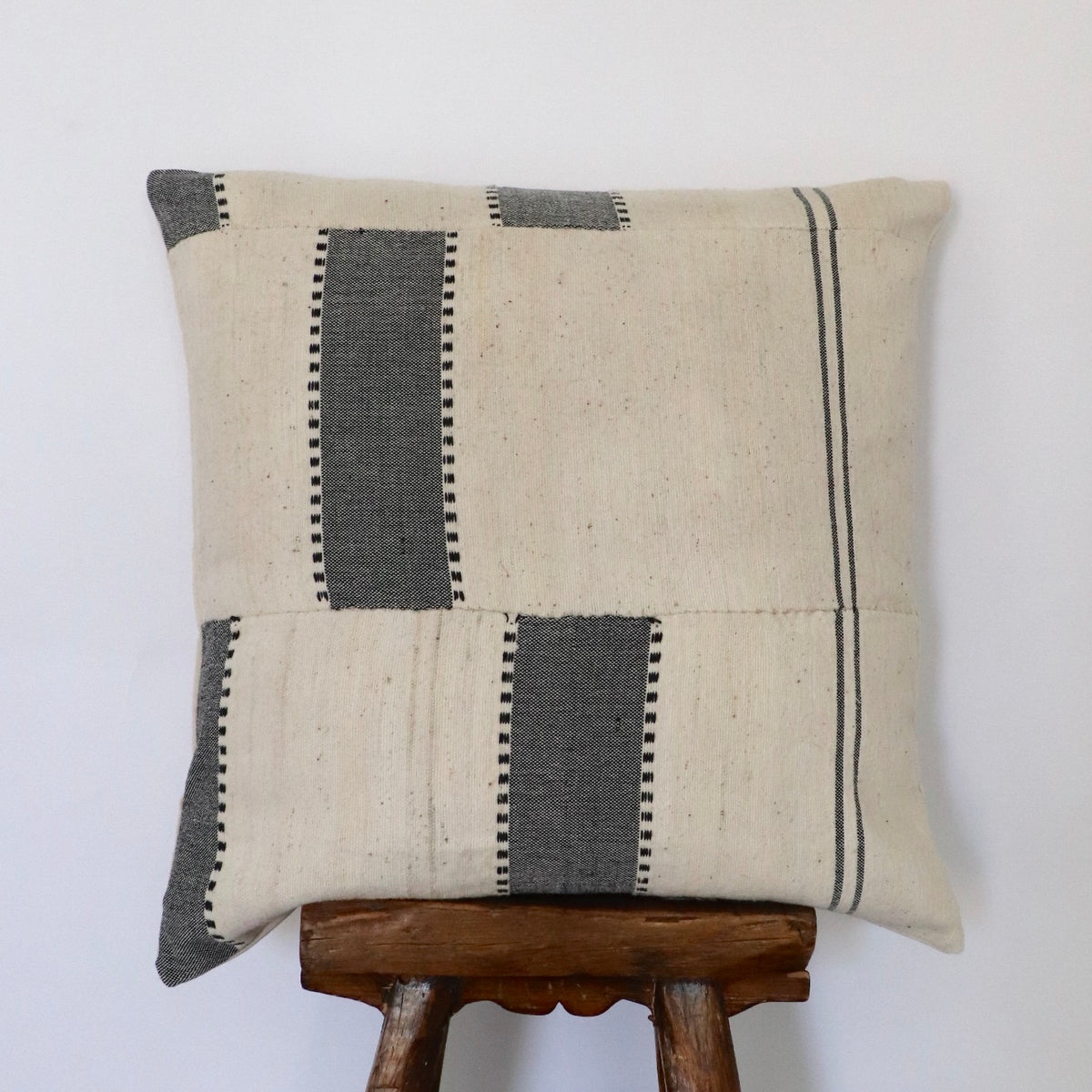 Aso Oke pillows no. 201