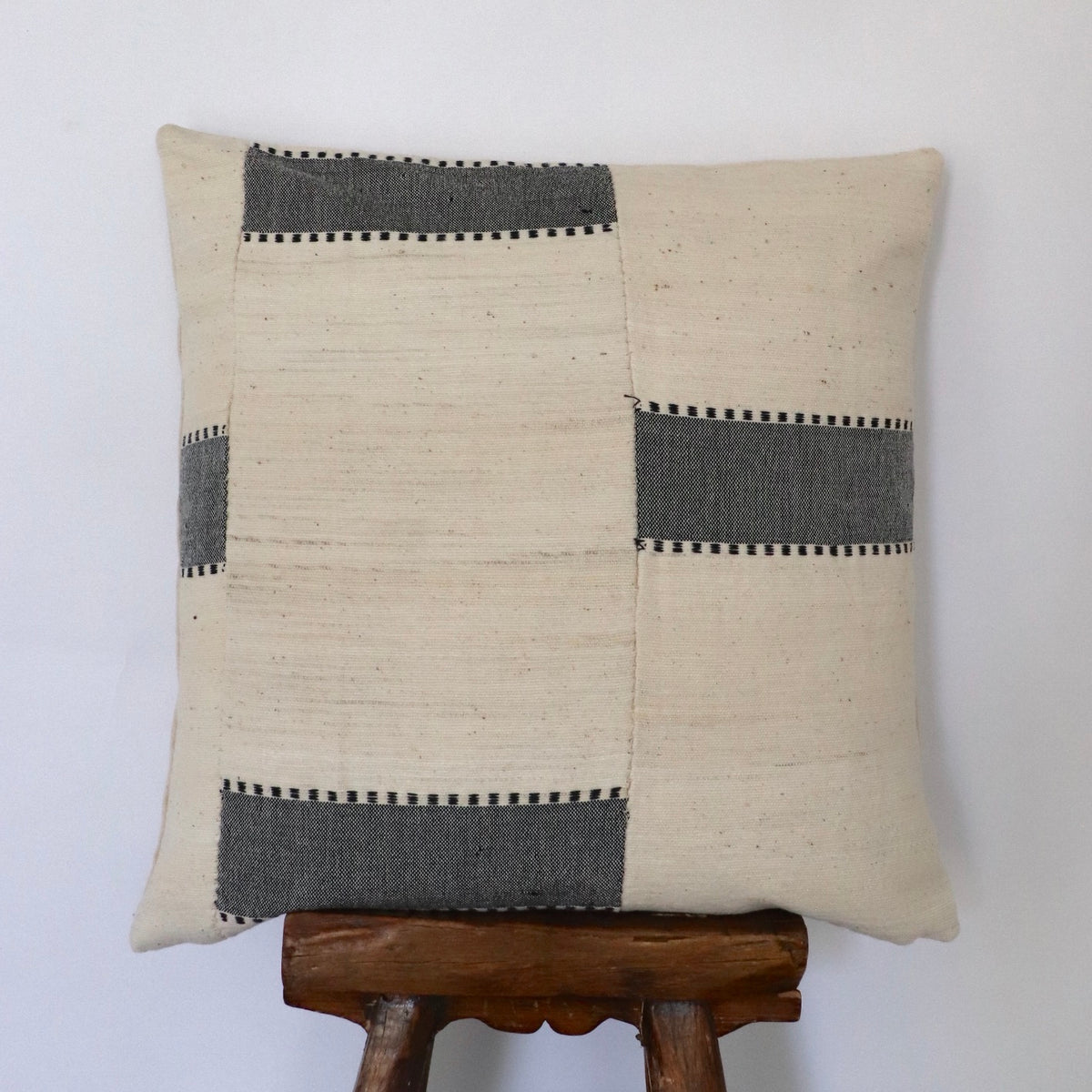 Aso Oke pillows no. 201