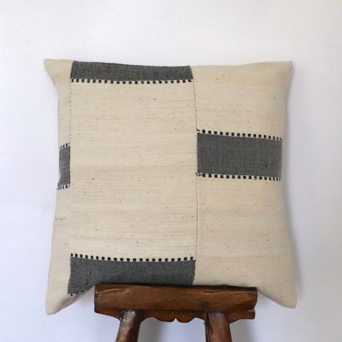 Aso Oke pillows no. 201