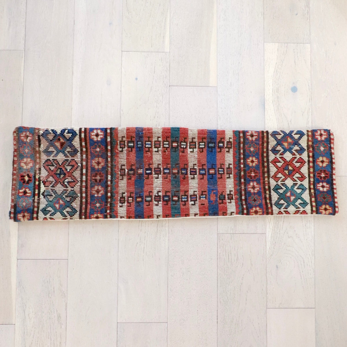 XL lumbar pillows no. 202