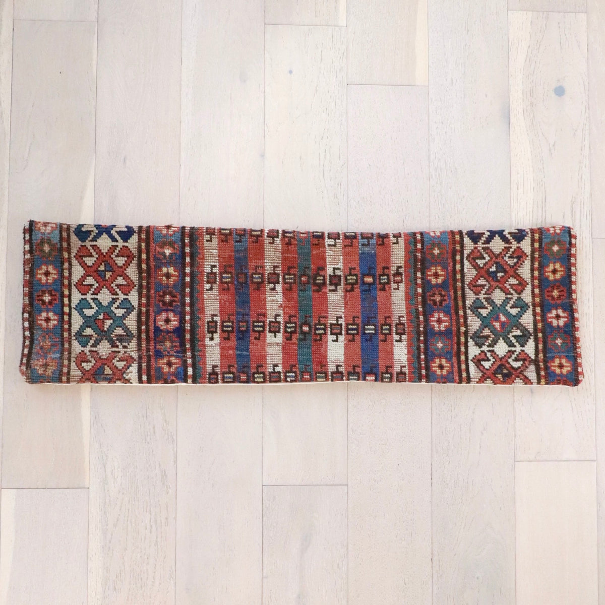 XL lumbar pillows no. 202