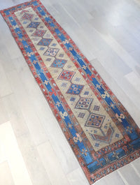 Vera 2'9" x 11'5"
