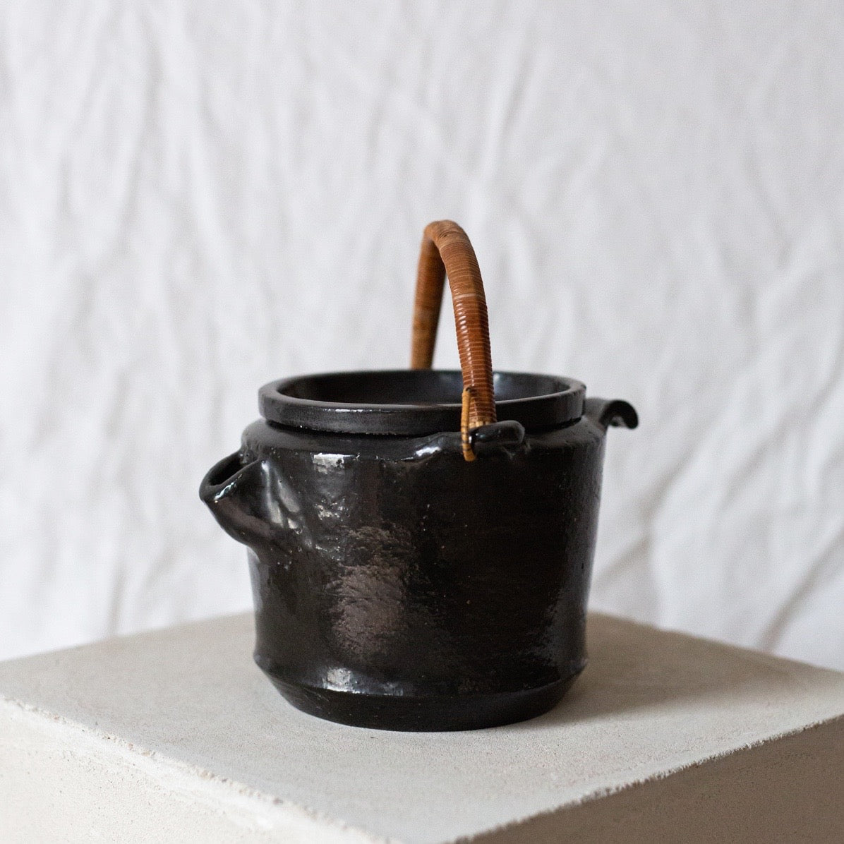 Black ceramic teapot