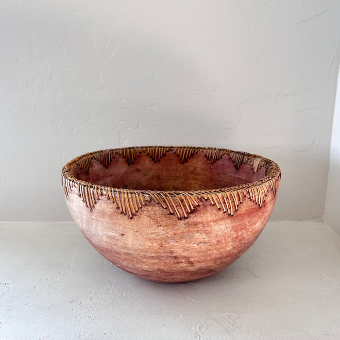 Primitive wood bowl