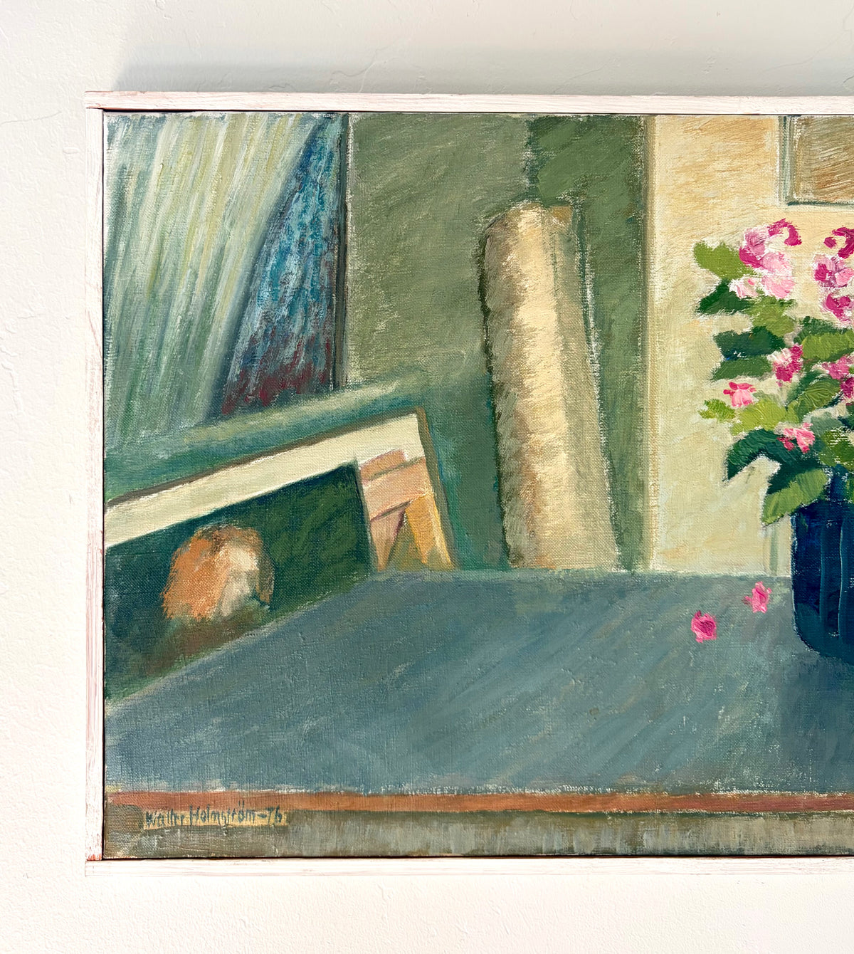 Potted pink flowers 25” x 15.5”