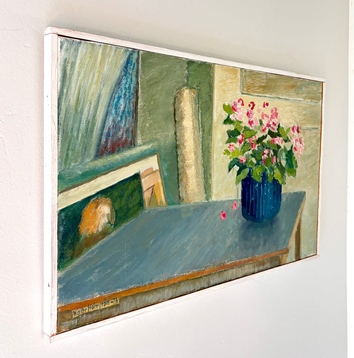 Potted pink flowers 25” x 15.5”