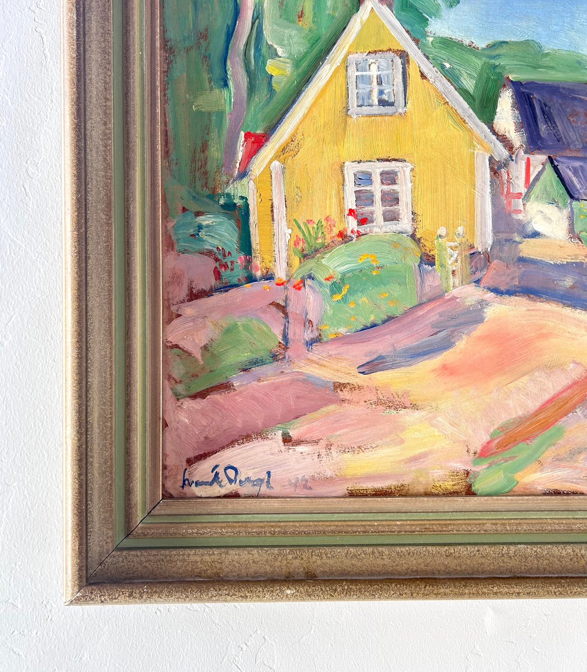 Yellow cottage 27" x 23.5"