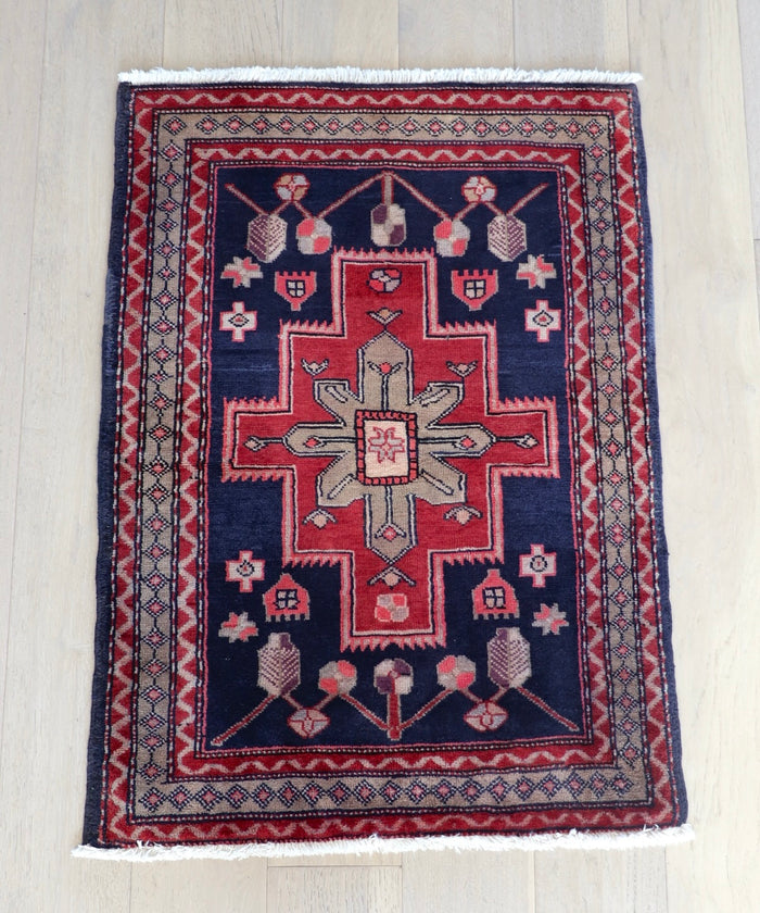 Ruby 2'5" x 3'5"