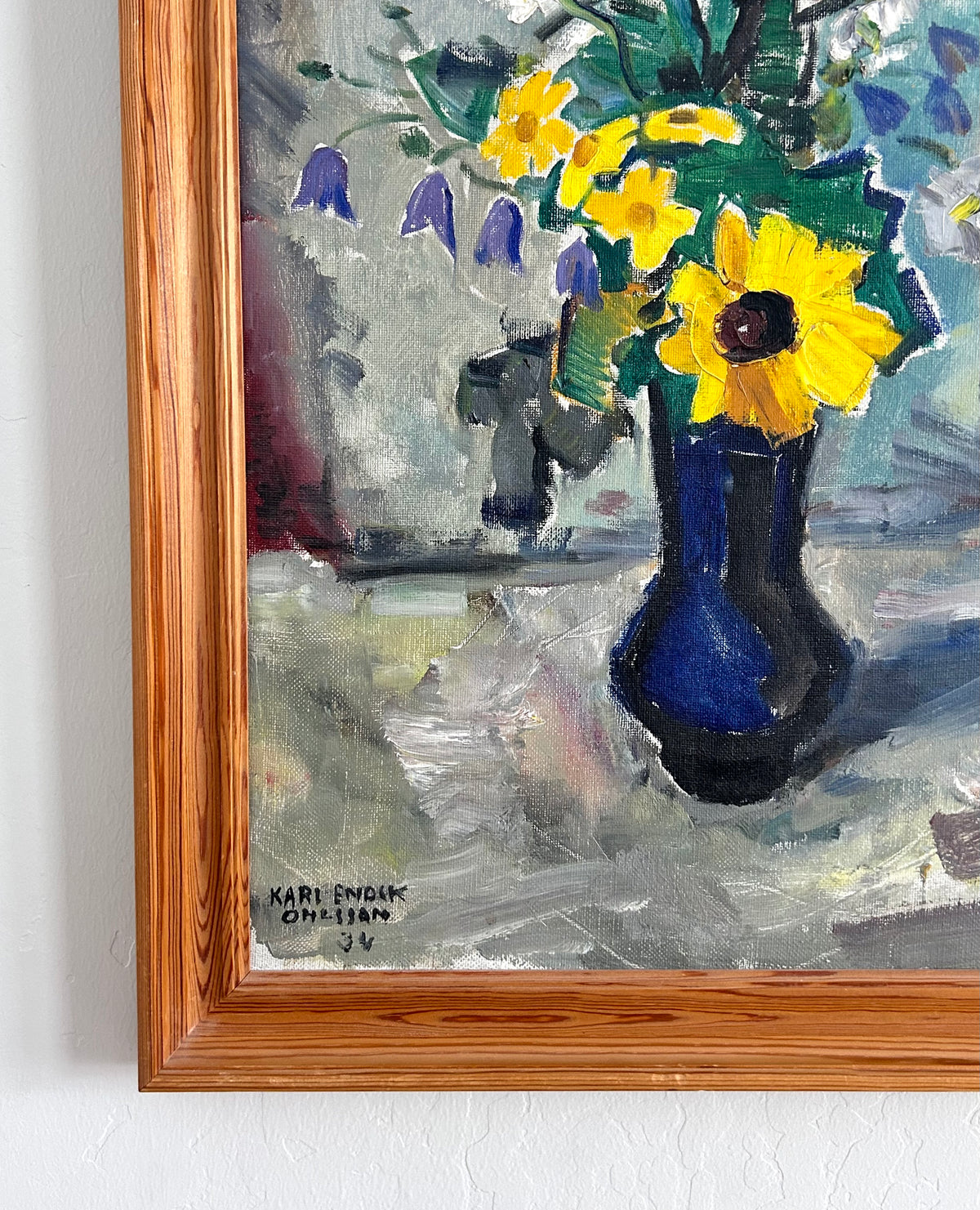 Garden flower arrangement 21" x 27"