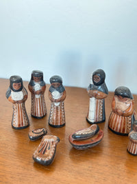 Mexican pottery nativity no. 3