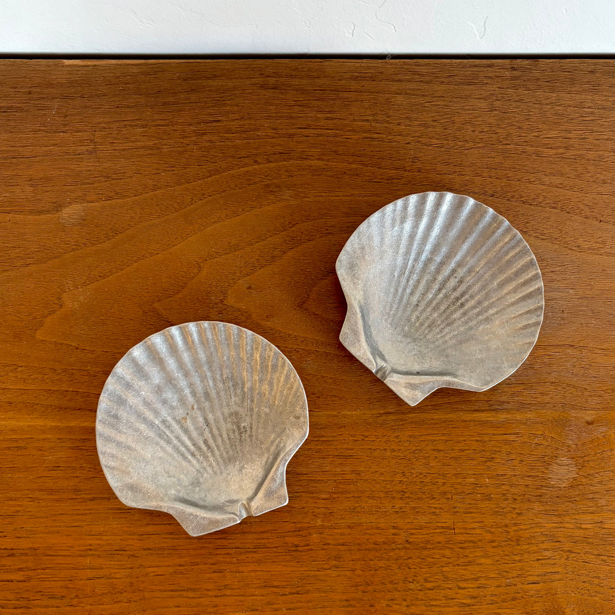 Pewter scallop shell tray