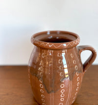 Circle and stripe jug