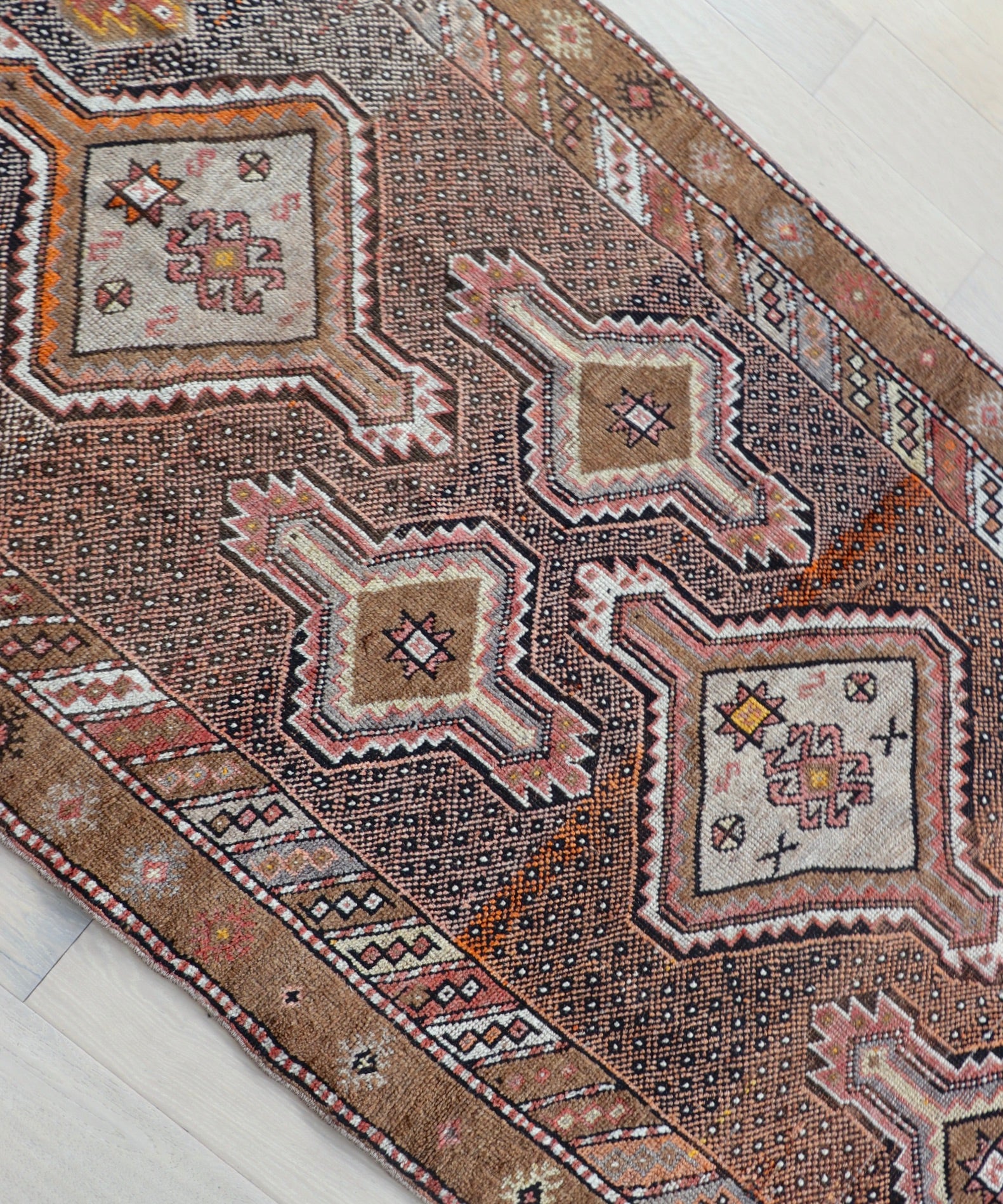 ANATOLIAN トルコラグ　60×90 Vintage Turkish Anatolian Rug for sale at Pamono