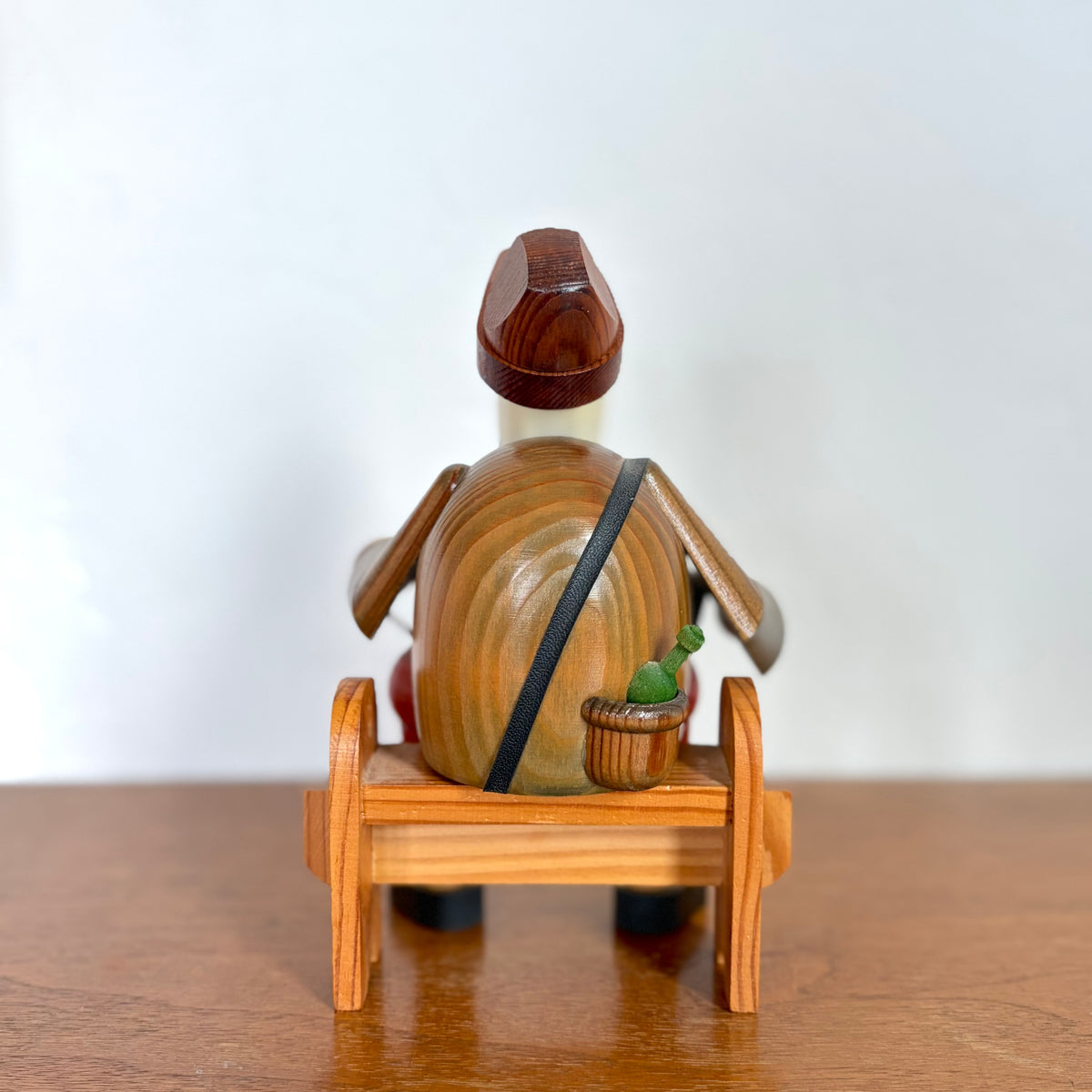 Accordion player smoker man