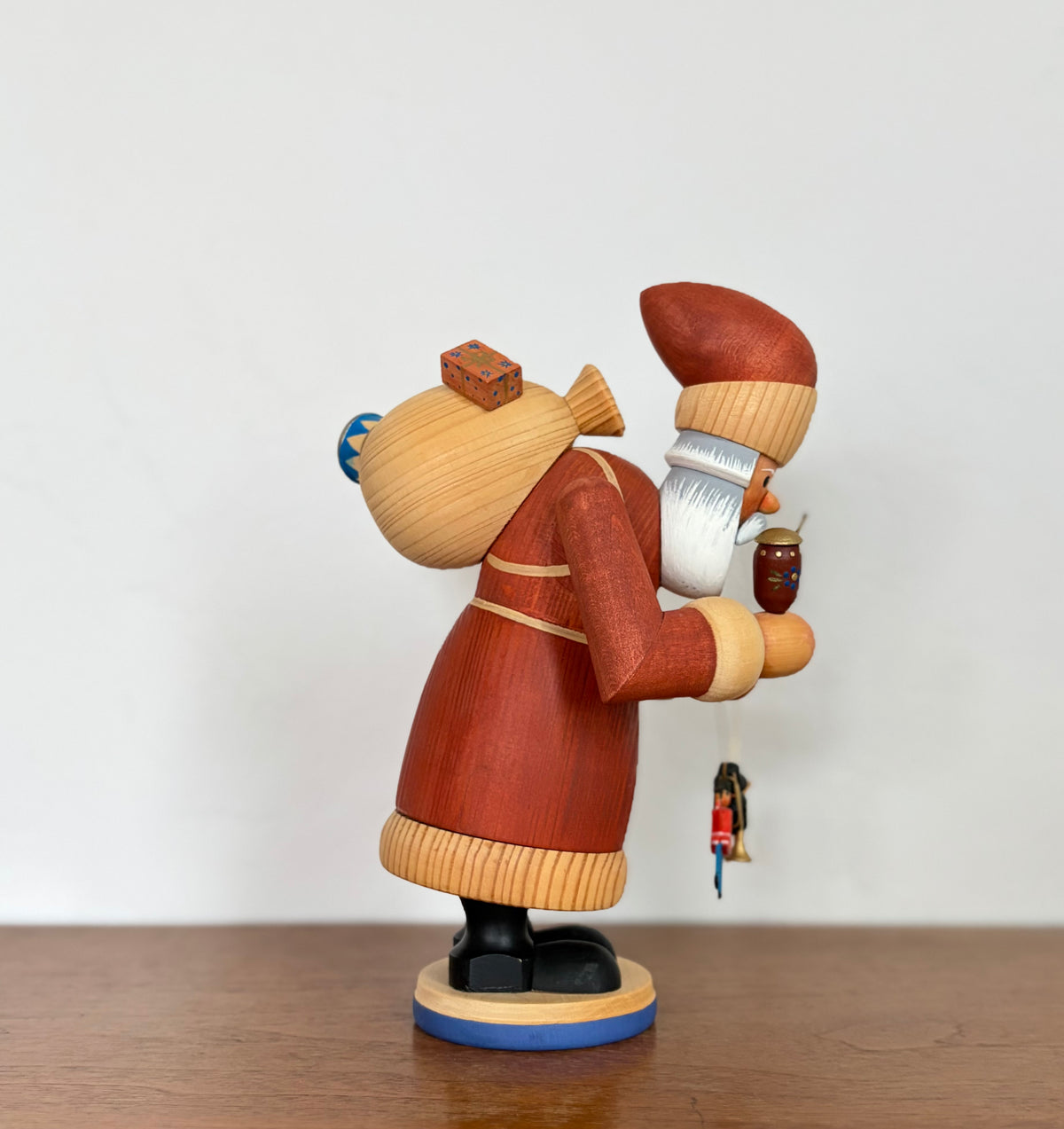 Nordic Santa smoker man