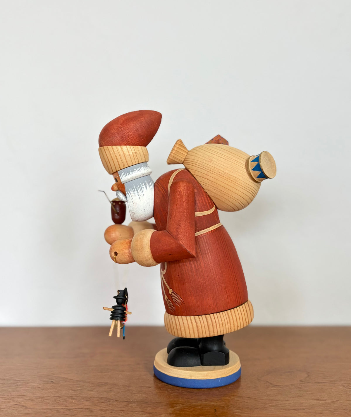 Nordic Santa smoker man