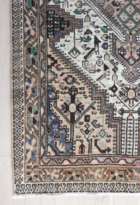 Penelope 4'8" x 7'9"