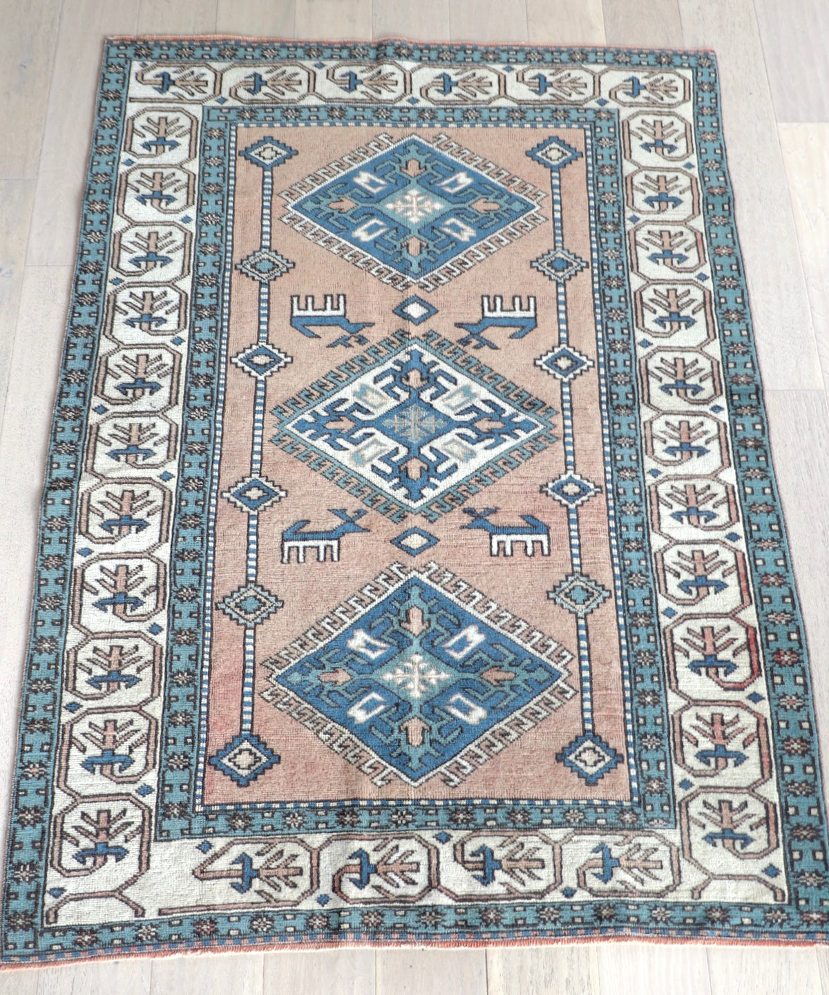 Odette 4'3" x 6'