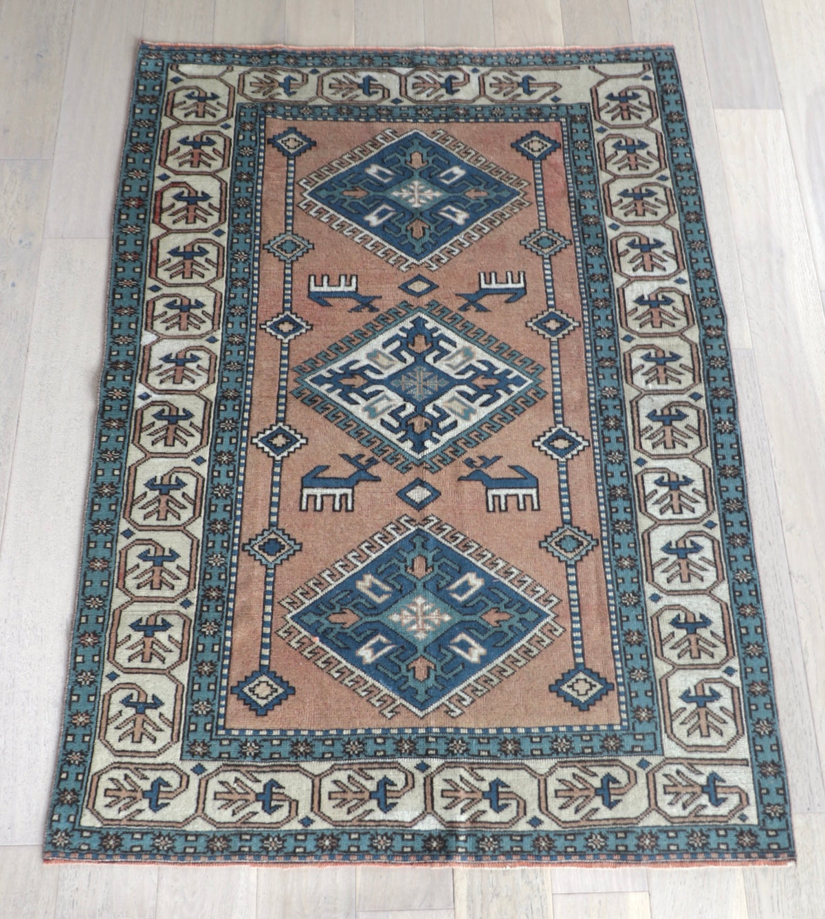 Odette 4'3" x 6'