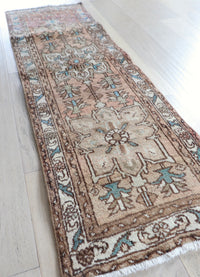 Colette 1'10" x 5'10"