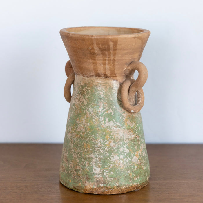 Clay vase with rings
