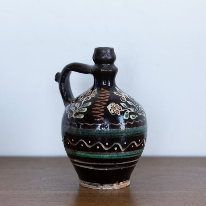 Eastern European squiggle jug