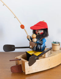 XL fisherman smoker man