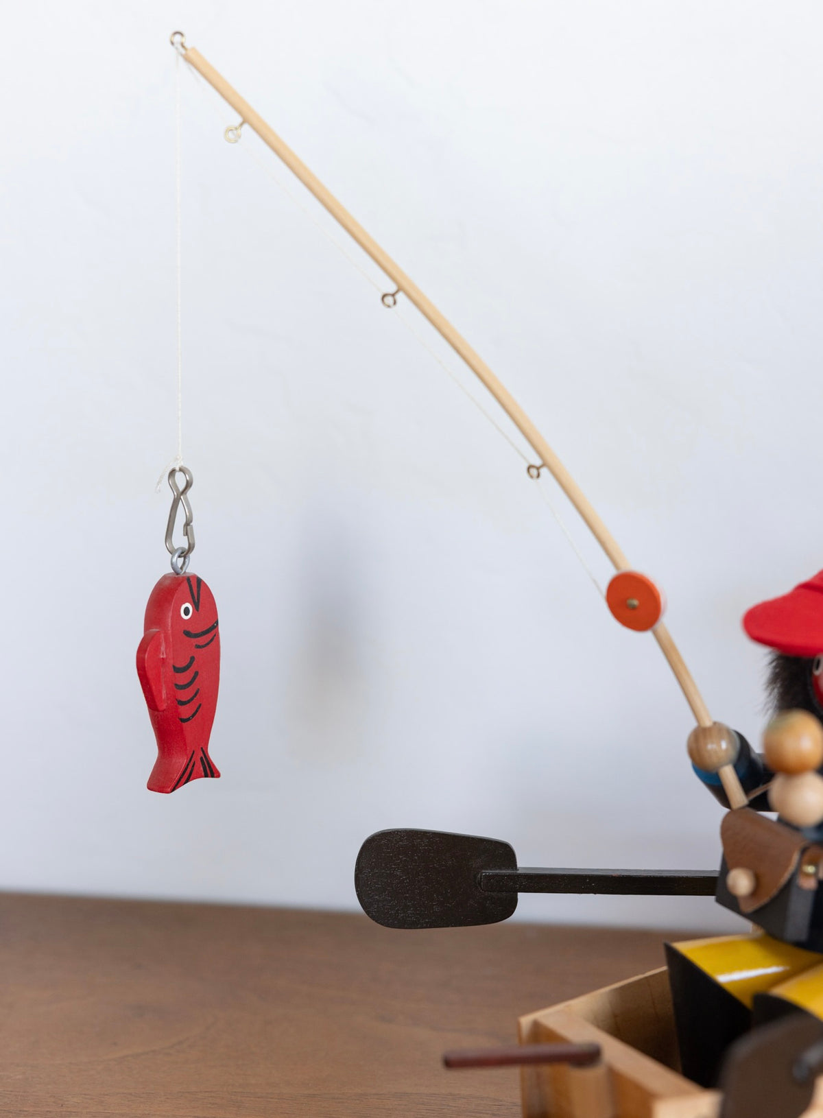 XL fisherman smoker man