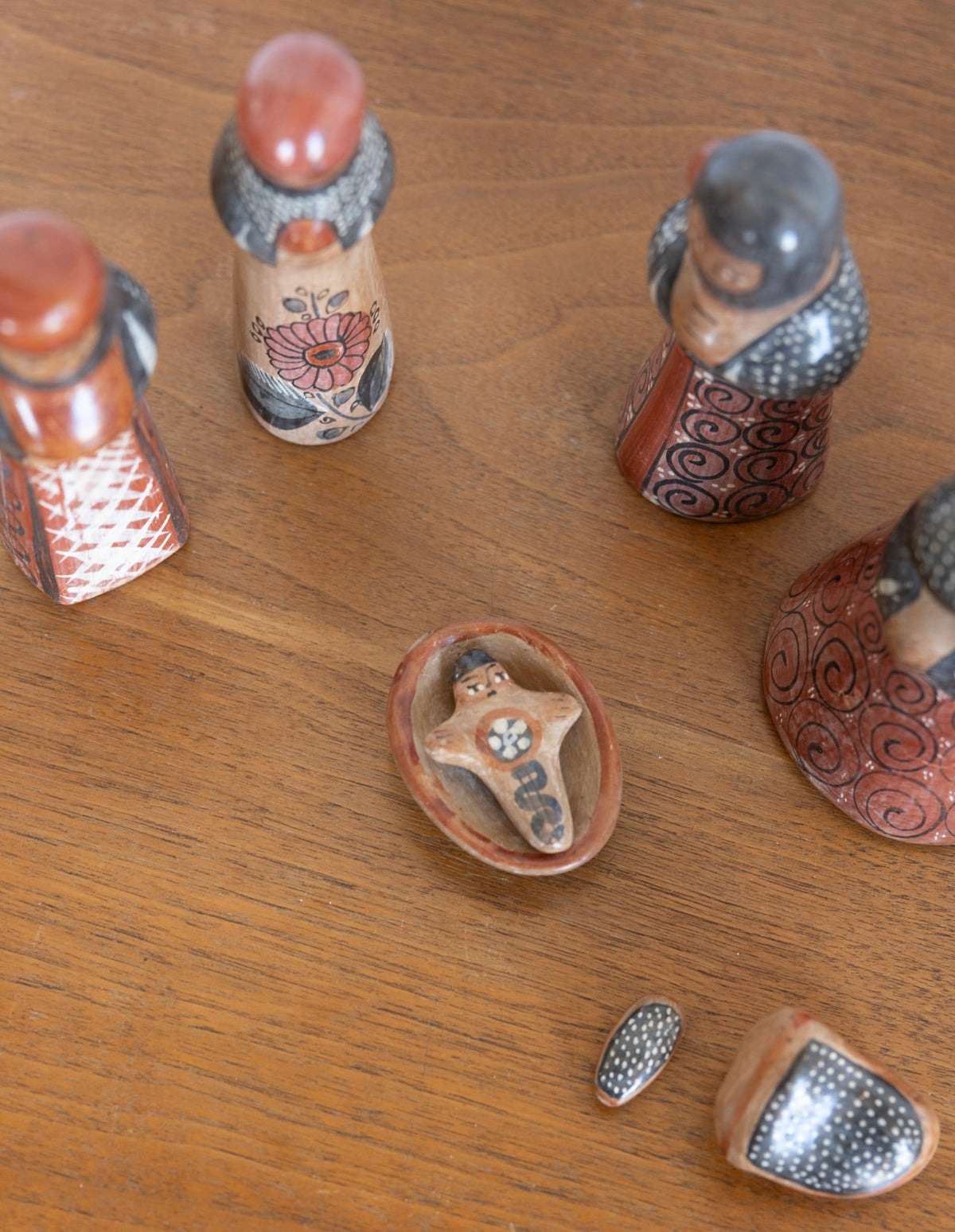 Mexican pottery nativity no. 1