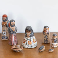 Mexican pottery nativity no. 2
