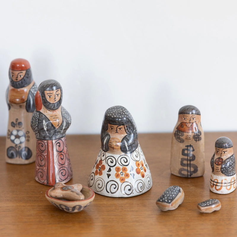 Mexican pottery nativity no. 2